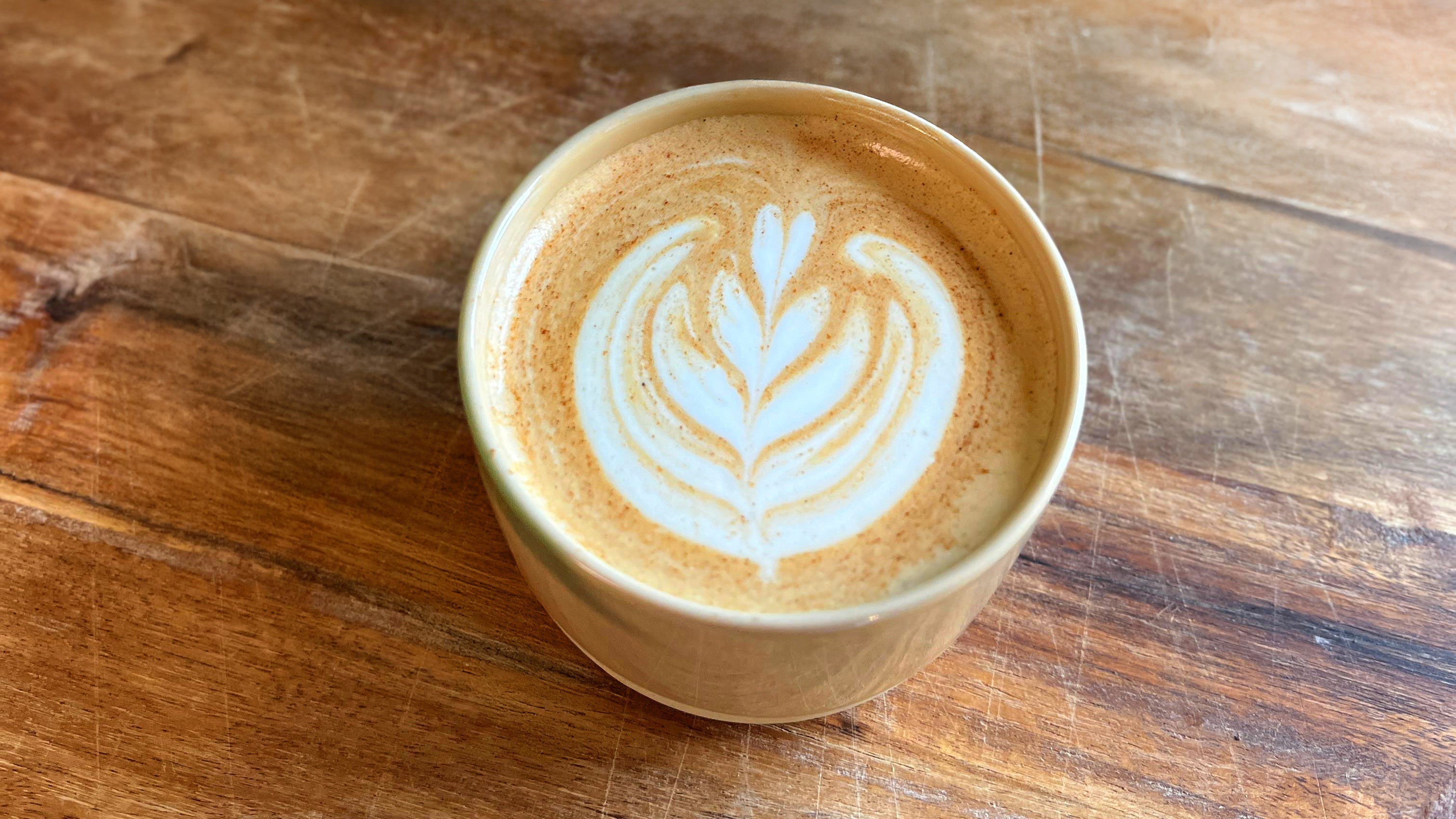 Pumpkin spice latte recept: Zo maak je 'm thuis